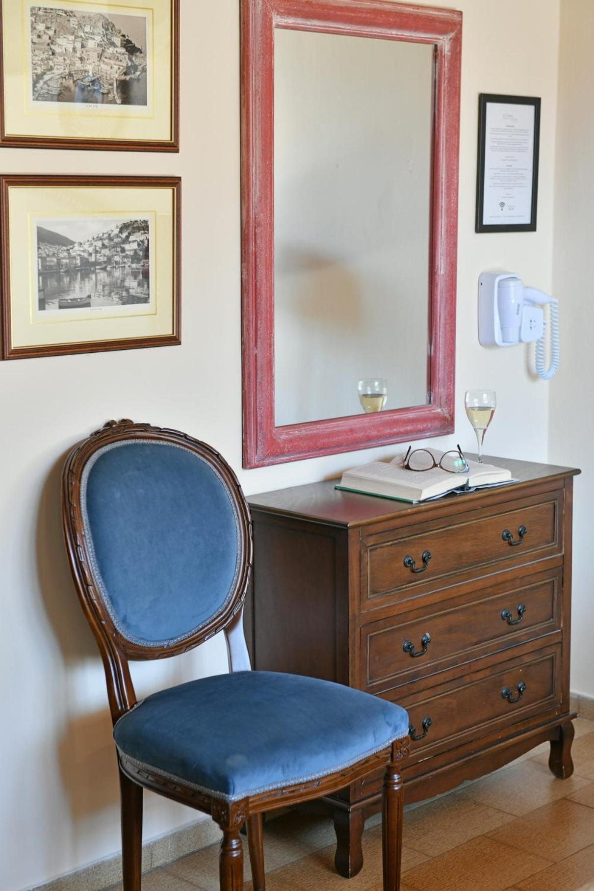 Athina Guesthouse Hydra  Bagian luar foto