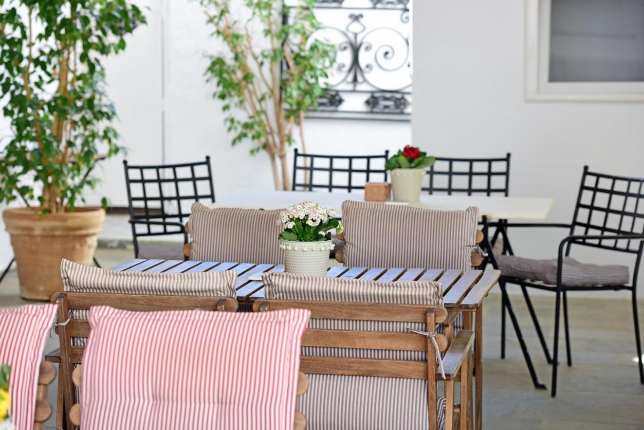 Athina Guesthouse Hydra  Bagian luar foto