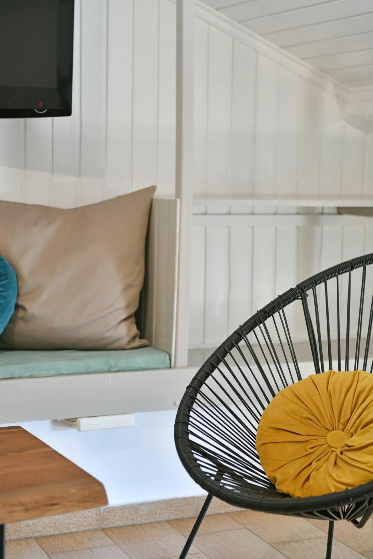 Athina Guesthouse Hydra  Bagian luar foto